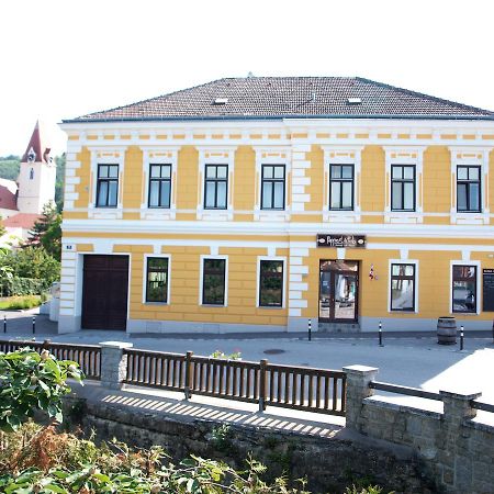 Papperl A' Pub Hotel Schonberg am Kamp Luaran gambar